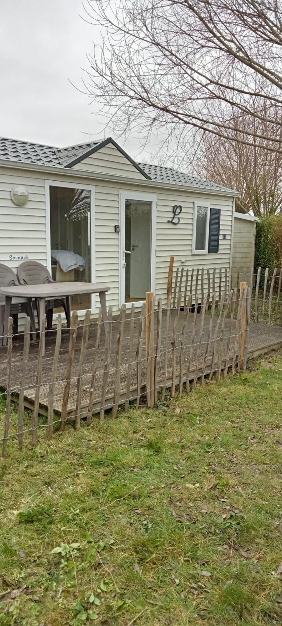 Luxueuze Stacaravan 4Pers Met Terras En Tuintje Bredene Bagian luar foto