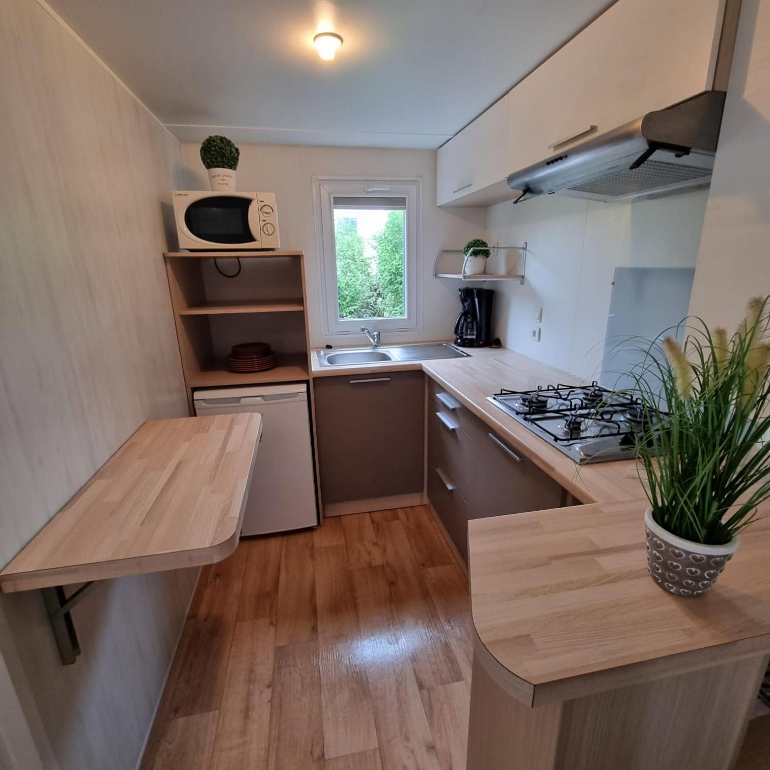 Luxueuze Stacaravan 4Pers Met Terras En Tuintje Bredene Bagian luar foto